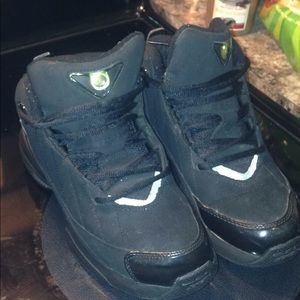 Jordan sneakers black in hood condition